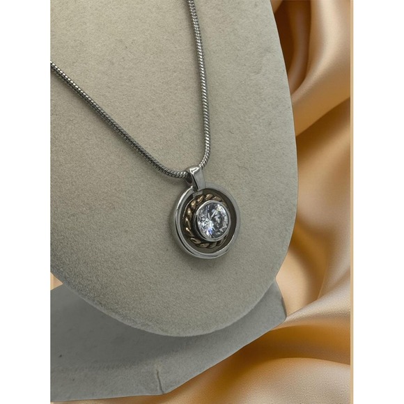 Unbranded Jewelry - Contemporary Vintage Rhinestone Bezel Pendant Necklace Y2K‎